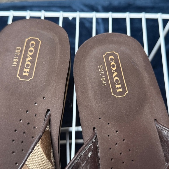 Coach Signature Jillian Flower Thong Sandals Size 6B Floral Flip Flops Slides - Picture 4 of 8